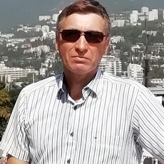 Толя, 62