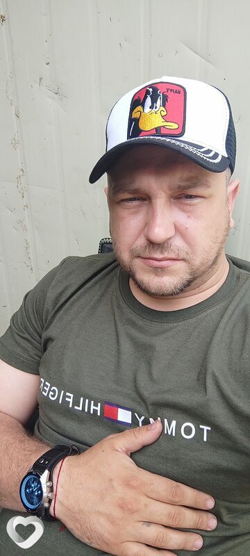 Толя