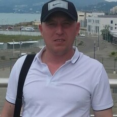 Владимир, 38