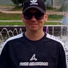 Денис, 36