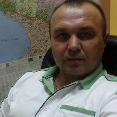 Слава, 44