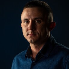 Юра, 35