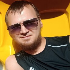 Тёма, 31