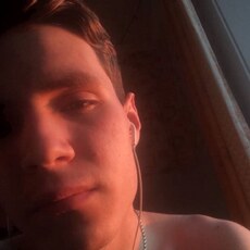 Юрий, 23