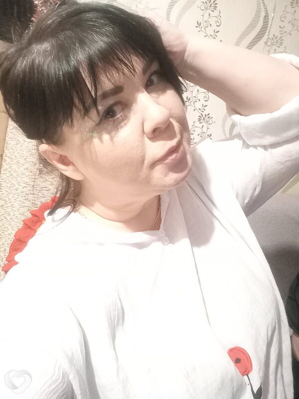 Оля