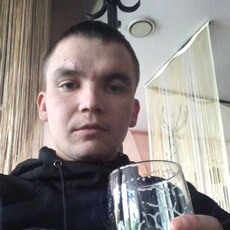 Григорий, 24