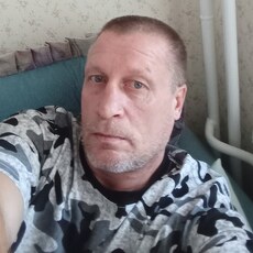 Ден, 51