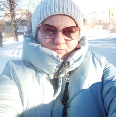 Валя, 46