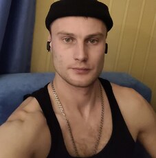 Вадик, 32