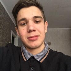 Валентин, 21