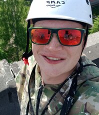 Паша, 29