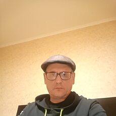 Толя, 59
