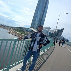 Валера, 35