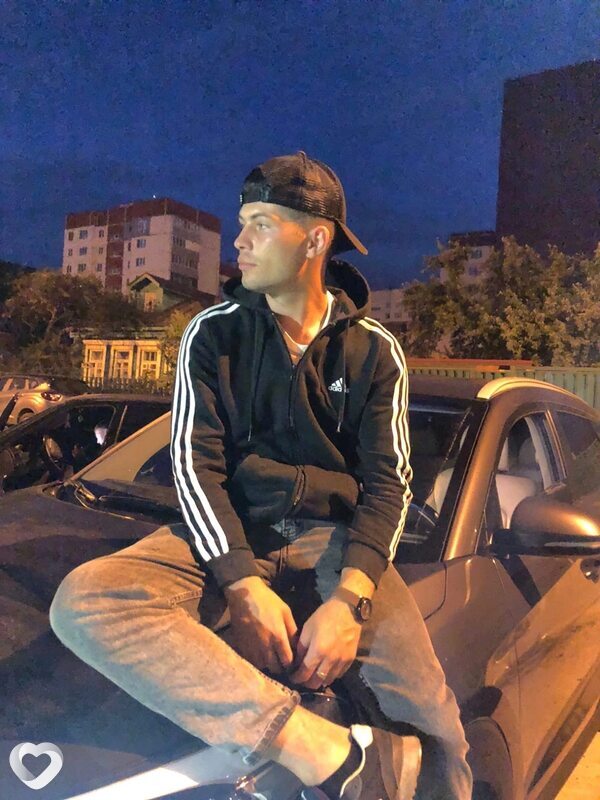 Валя