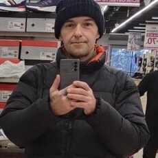 Миша, 44