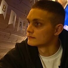 Фёдор, 21