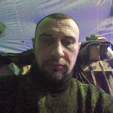 Олег, 44