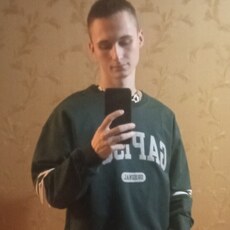 Тарас, 22