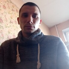 Боря, 32