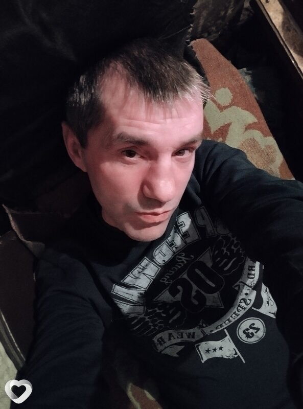 Артём