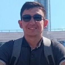 Яша, 29