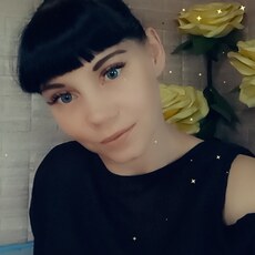 Эмилия, 36