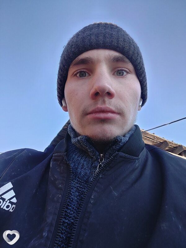 Валя
