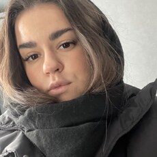 Снежана, 22