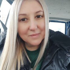 Лариса, 48
