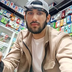 Аркадий, 23