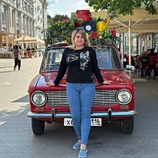 Юлиана, 41