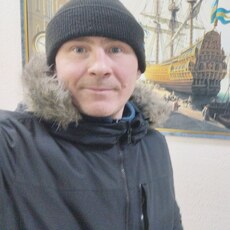 Валера, 40