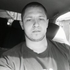 Паша, 23
