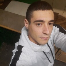Илья, 26