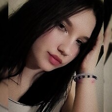 Полина, 21