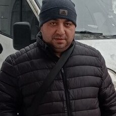 Виктор, 41