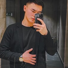 Антон, 26