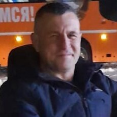Сеня, 42