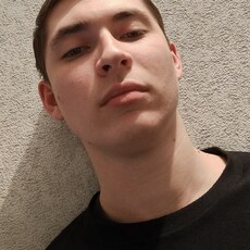 Адриан, 27