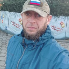 Саша, 42