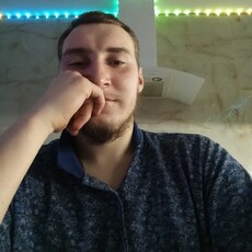 Слава, 23