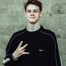 Артемий, 22