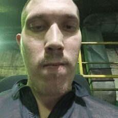 Коля, 28