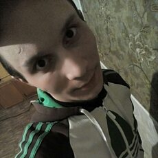Лаврик, 27