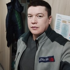 Тимур, 35