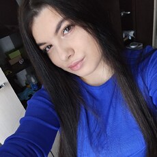Эля, 25