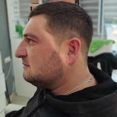 Адриан, 40