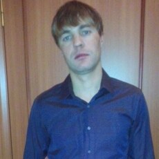 Валентин, 41