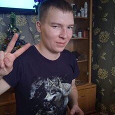 Веня, 33
