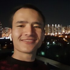 Григорий, 25